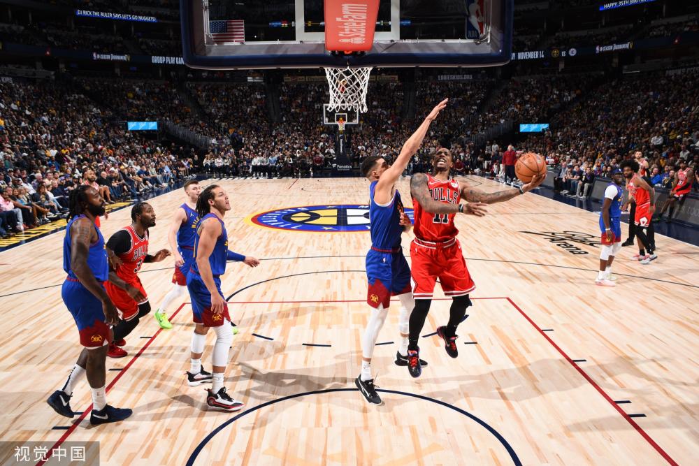 詹姆斯再创 詹姆斯再创