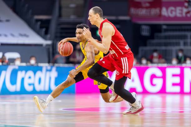 的支持为她 的支持为她