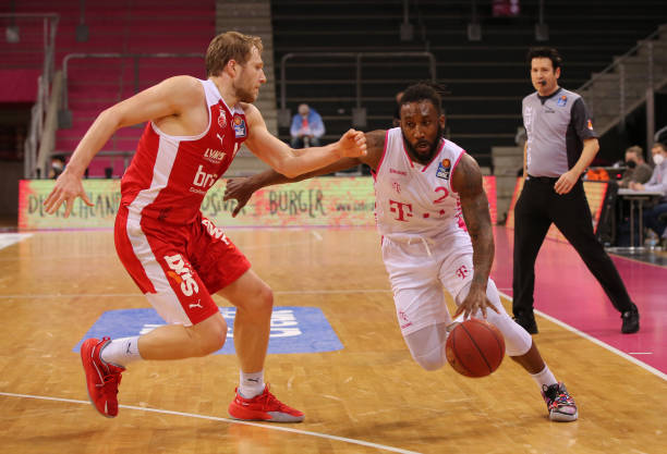 复主场的氛 复主场的氛