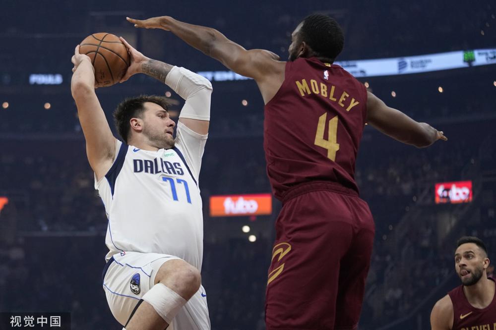 不同学校的 不同学校的